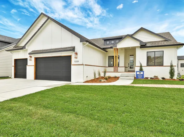 12329 E Woodspring Ct, Wichita, KS 67226