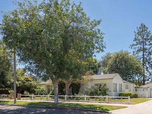 4th image of 3742 Locksley Dr