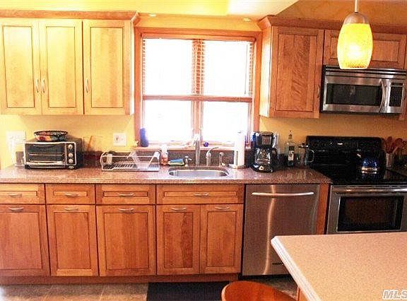 4th image of 40 Federal Ln