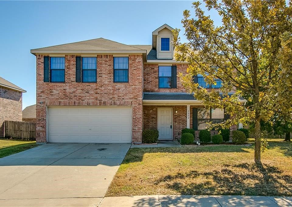 1st image of 2802 Briarbrook Dr