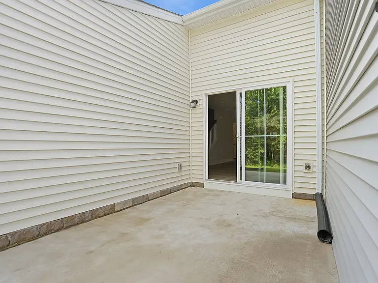2264 Palm Ct #A — Photo 31