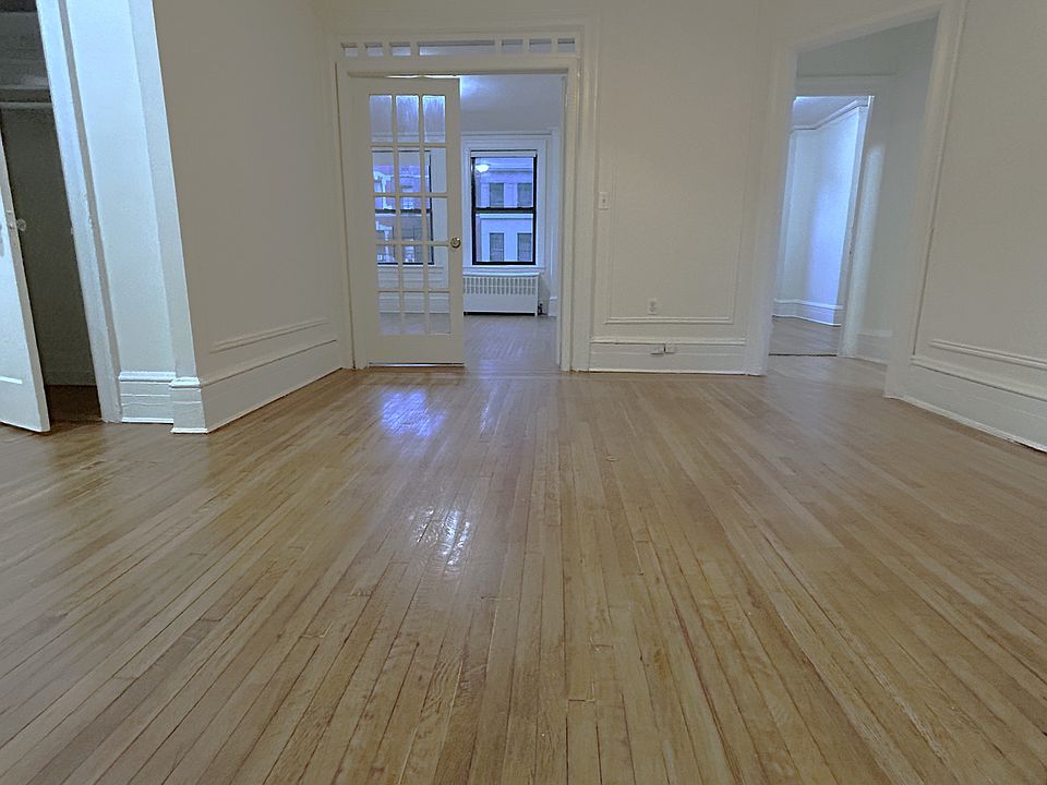 1st image of 124 W 72nd St APT 4C