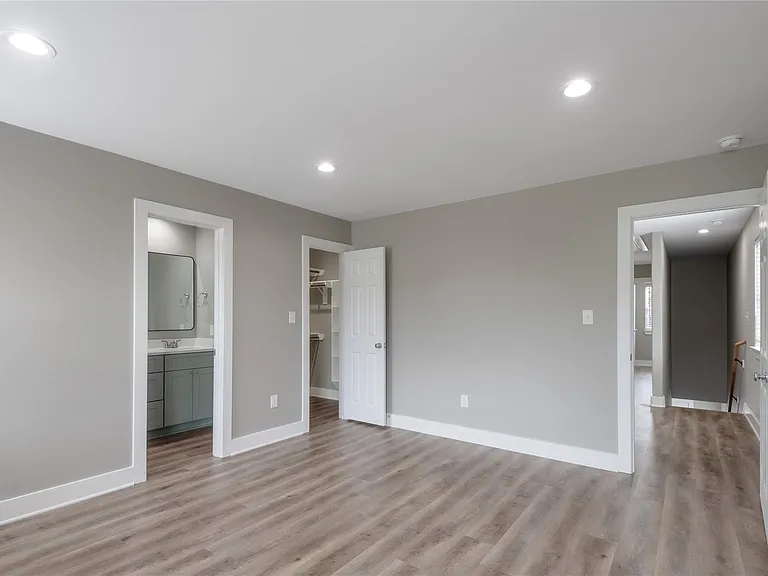 250 N Shady Oaks Dr — Photo 15