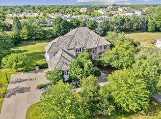 129 Hillshire Ct, Inverness, IL