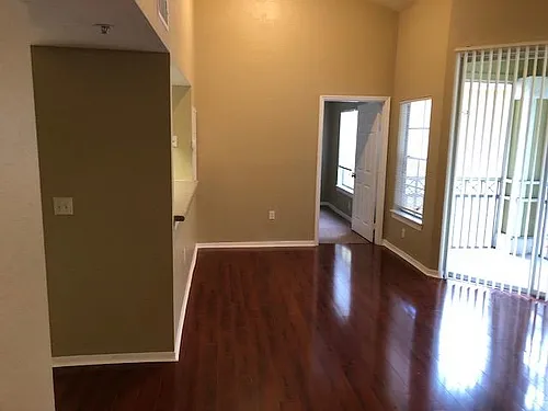 5105 City St #823 Photo 1