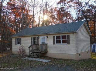 9115 Twin Lake Dr, Kunkletown, PA 18058
