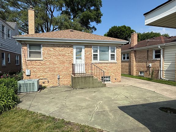 3rd image of 7078 N Franks Ave
