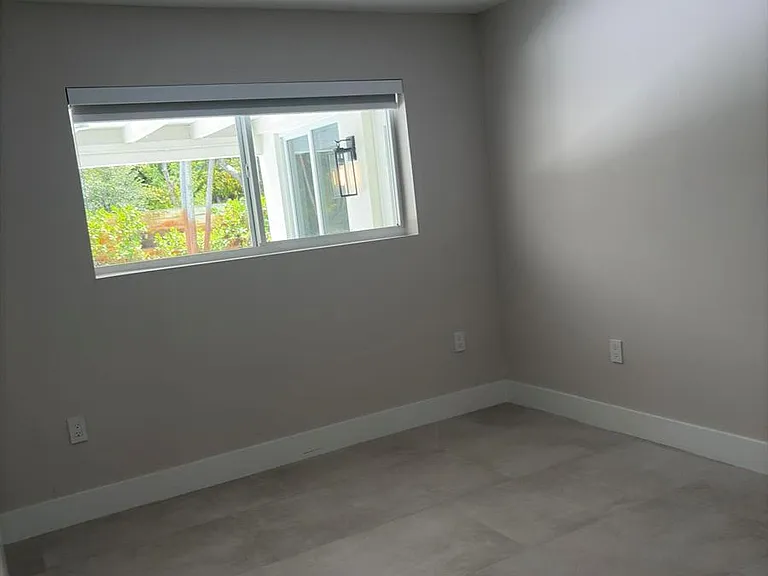 1400 NW 4th St — Photo 17