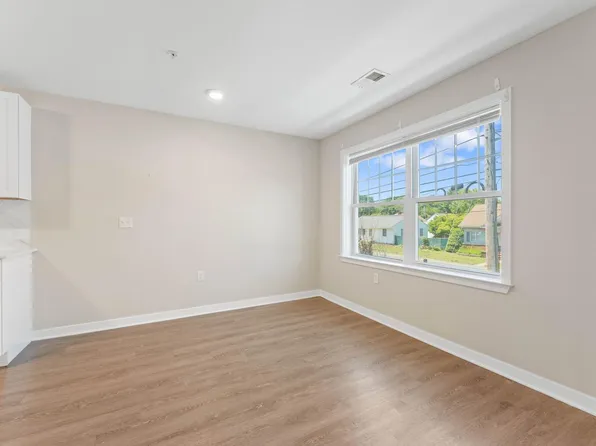 87 Main St, East Brunswick, NJ