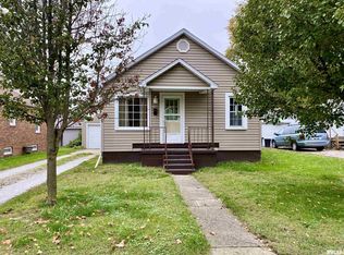 240 Thompson Ct, Canton, IL 61520