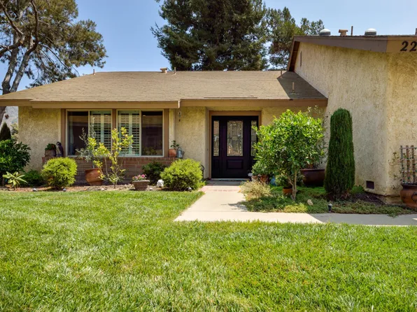 22111 Village 22, Camarillo, CA 93012