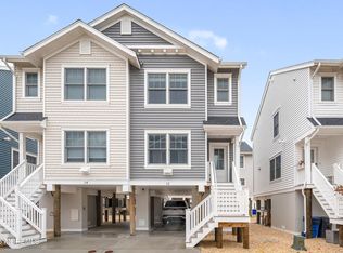 12 Shell Rd #120, Mantoloking, NJ 08738