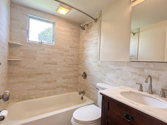 4th image of 273 S 16th St Floor 2