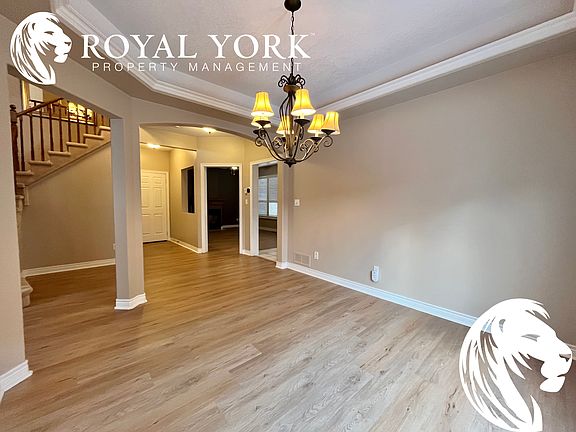 5th image of 277 Ryerson Cres