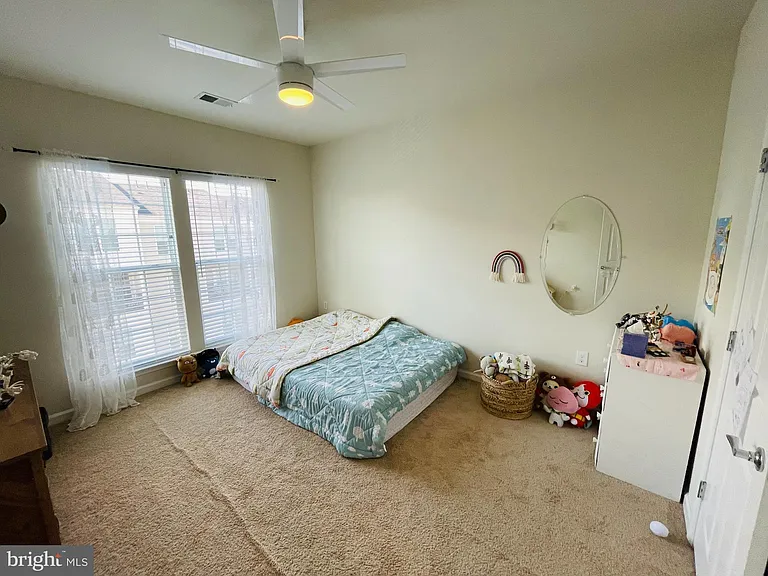 42699 Wardlaw Ter — Photo 23