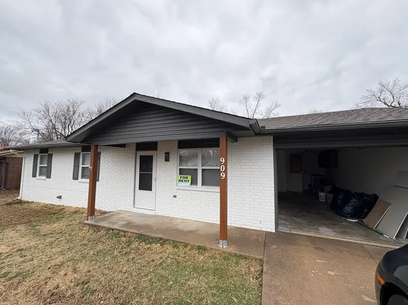 909 SE 11th St, Bentonville, AR 72712