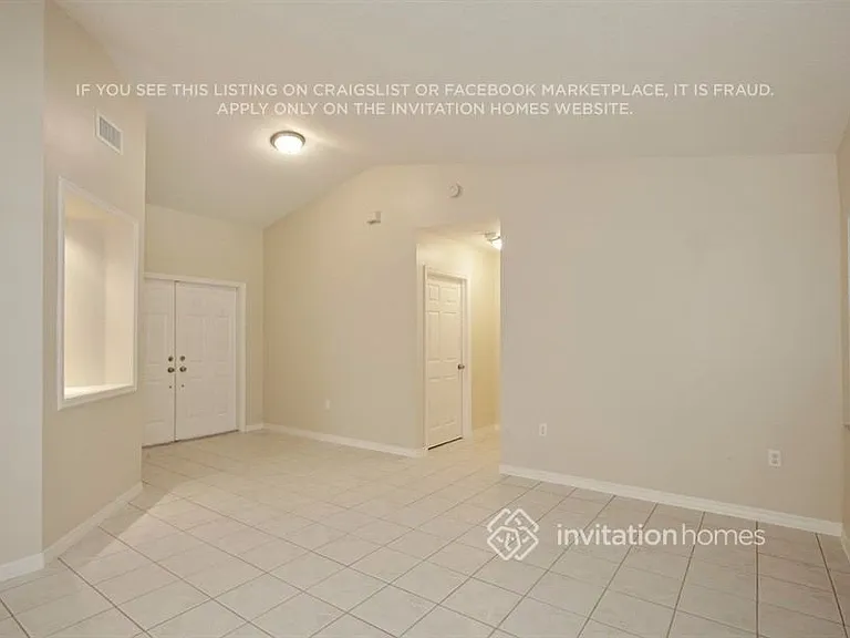 14704 SW 177th Ter — Photo 2