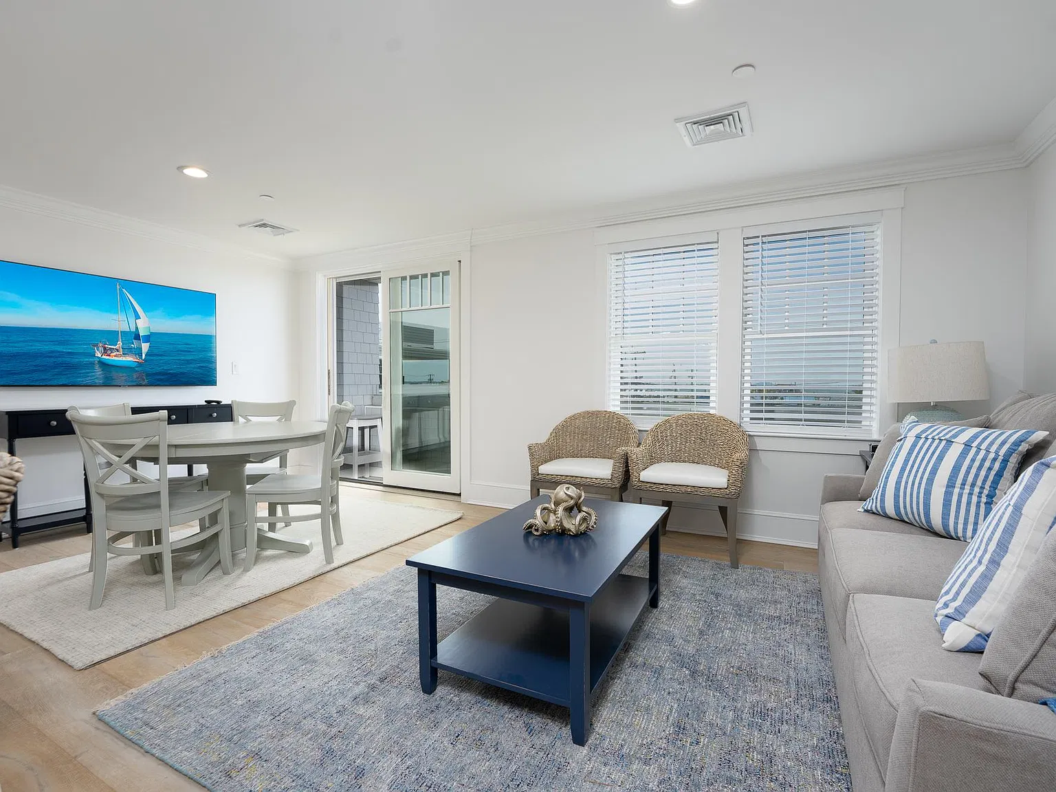 2 bed, 1700 sqft, $4,750 — Photo 4