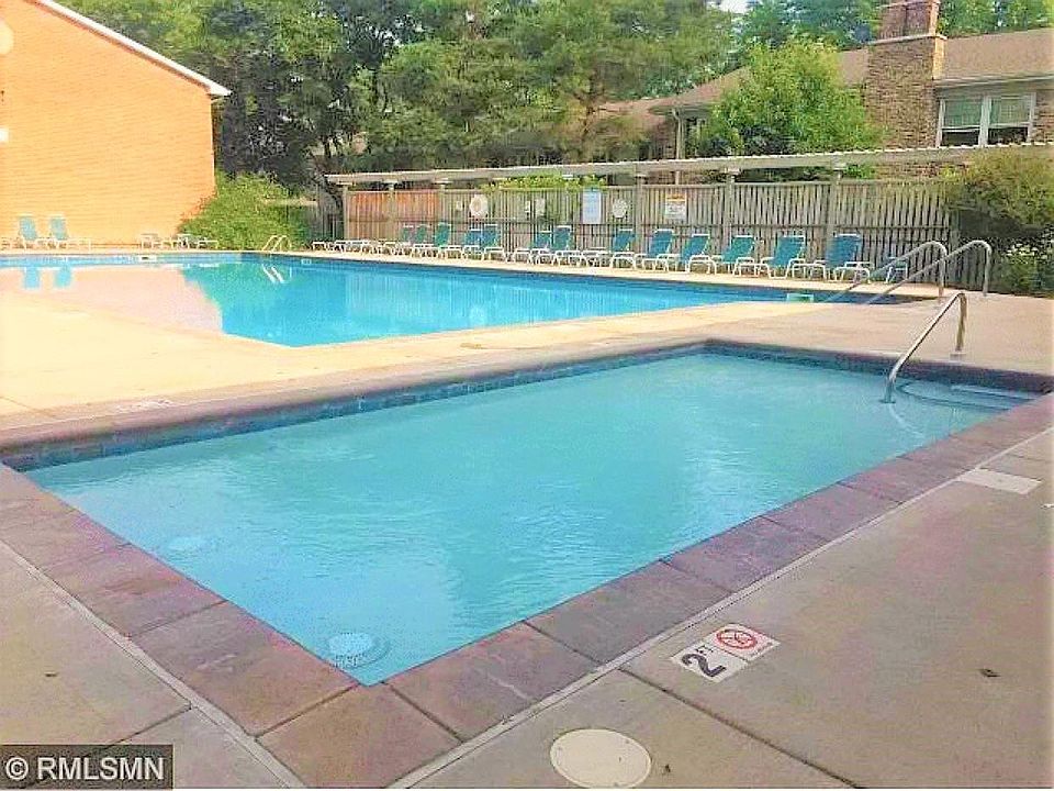 1st image of 932 Westbrooke Way