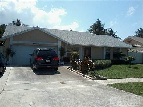 1st image of 1071 NW 10th Ct