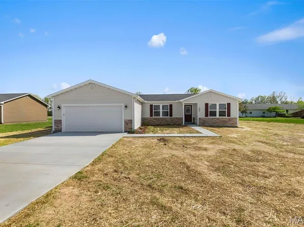 112 Tupelo St, Advance, MO 63730