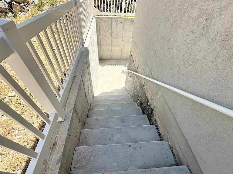 10218 N Bayhill Dr — Photo 17