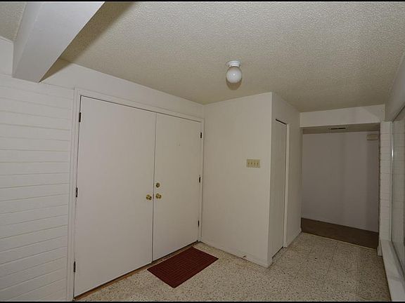 5th image of 10152 Luella Ave