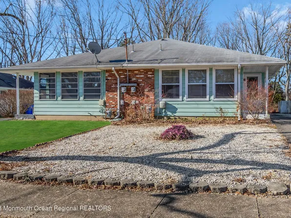 2016 Mount Carmel Boulevard, Toms River, NJ 08753