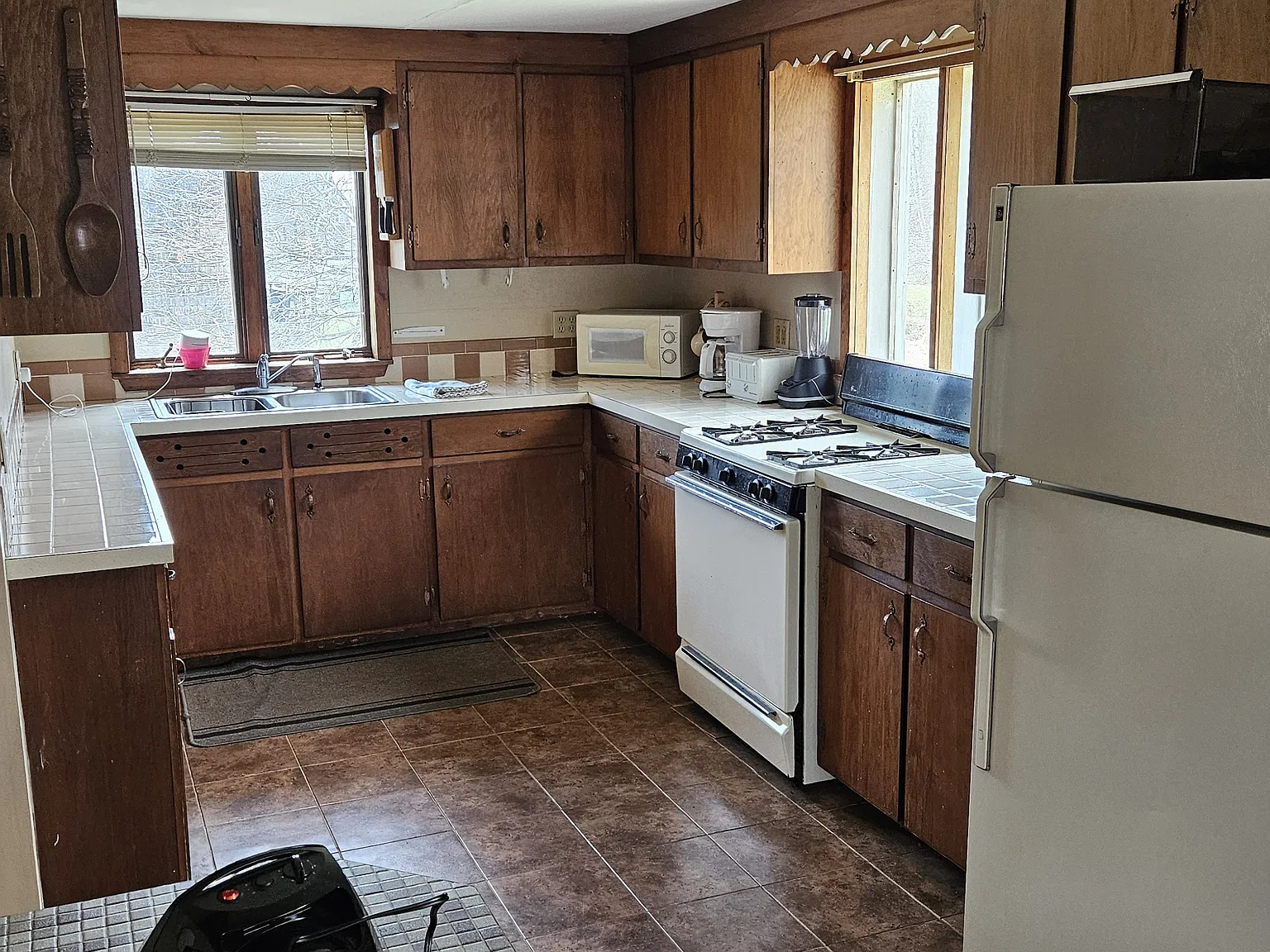 1 bed, 700 sqft, $985 — Photo 4