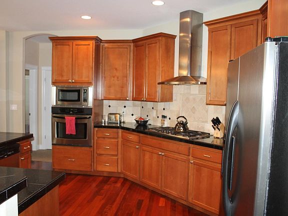 3rd image of 316 NW 52nd St