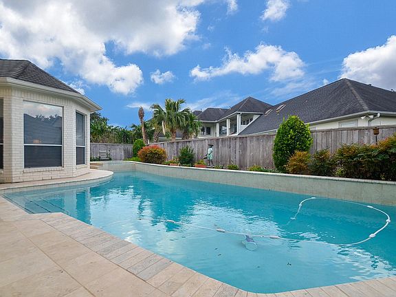 4th image of 25 Baileys Place Ct