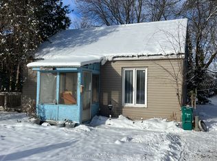 2821 Haughton Ave, Ottawa, ON K2B6Z2