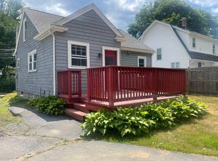 128 Maple St, Middleton, MA 01949