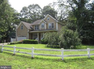 402 Riverside Dr, Bayville, NJ 08721