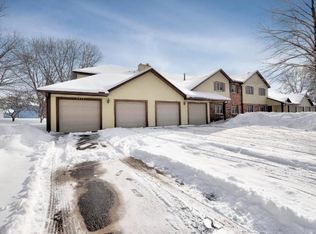 4334 Evergreen Dr, Vadnais Heights, MN 55127