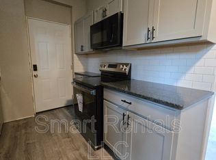 4209 Ellenwood Ave APT 102, Saint Louis, MO 63116