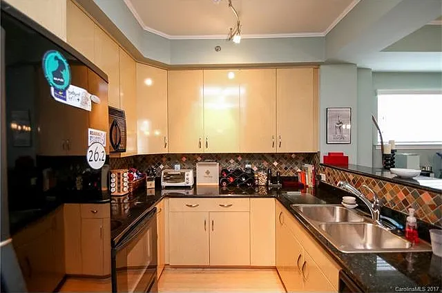 1320 Fillmore Ave #101 — Photo 2