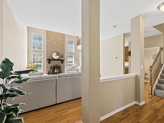 3rd image of 2008 Ivy Ridge Dr #2008
