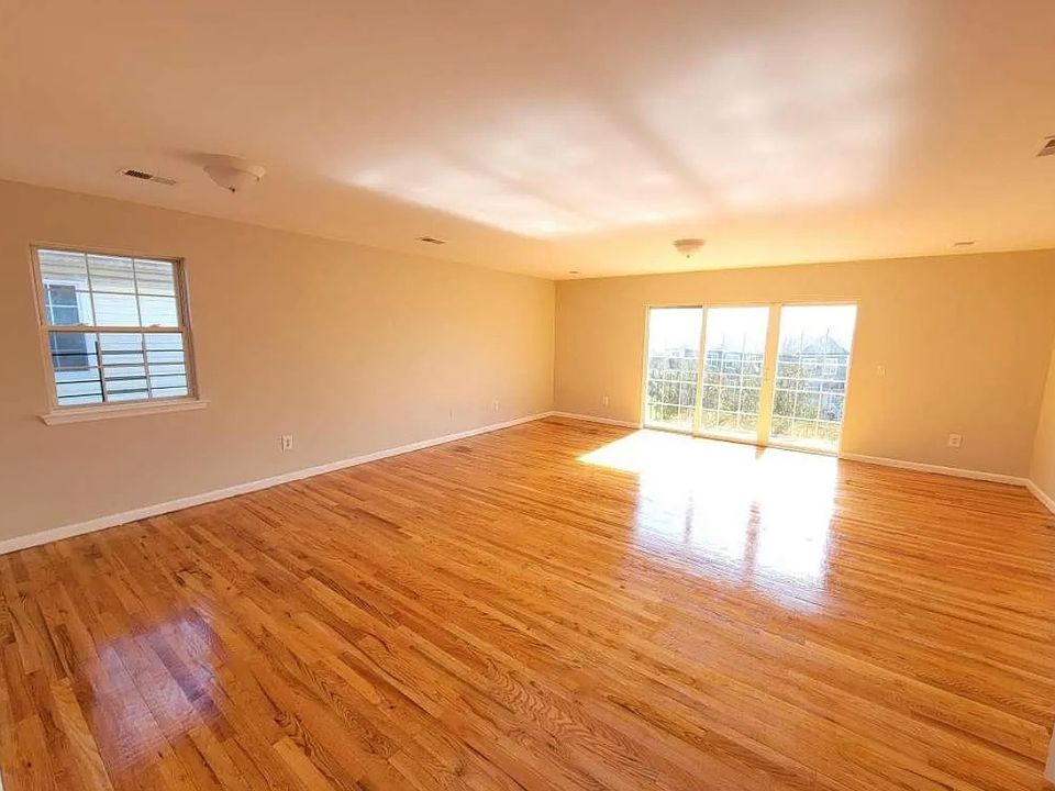 2nd image of 269 Clinton Ave APT 2