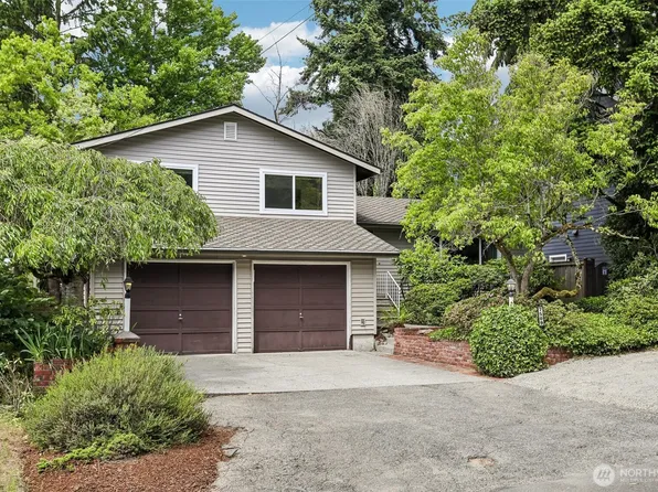 7509 42nd Avenue NE, Seattle, WA 98115
