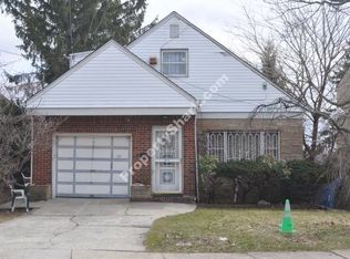 19812 Dunton Ave, Hollis, NY 11423