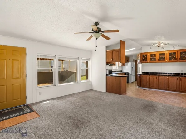 228 W Magnolia Dr, Belgrade, MT 59714