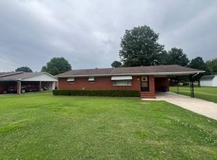 1307 S Ballard St, Rector, AR 72461