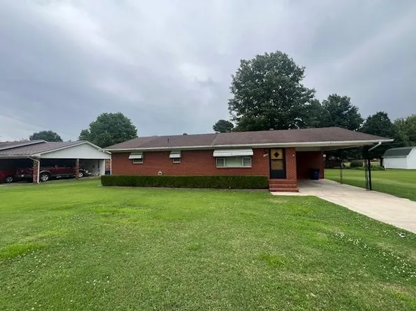 1307 S Ballard St, Rector, AR 72461