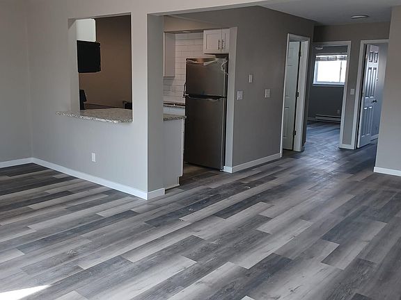 3rd image of 2021 Grout St #B4
