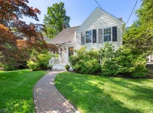 19 Inwood Rd, Chatham, NJ 07928