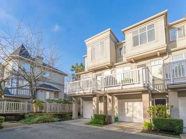 6111 No 1 Rd #8, Richmond, BC V7C 1T4