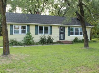 616 S Camden Ave, Fruitland, MD 21826