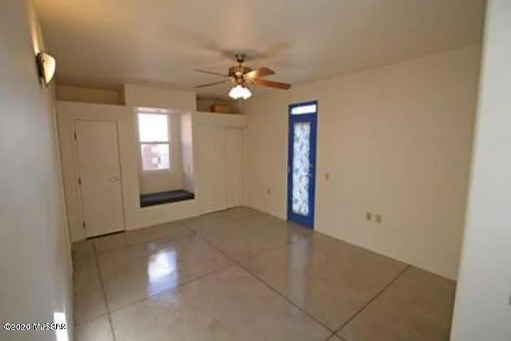 3314 N Fremont Ave — Photo 11