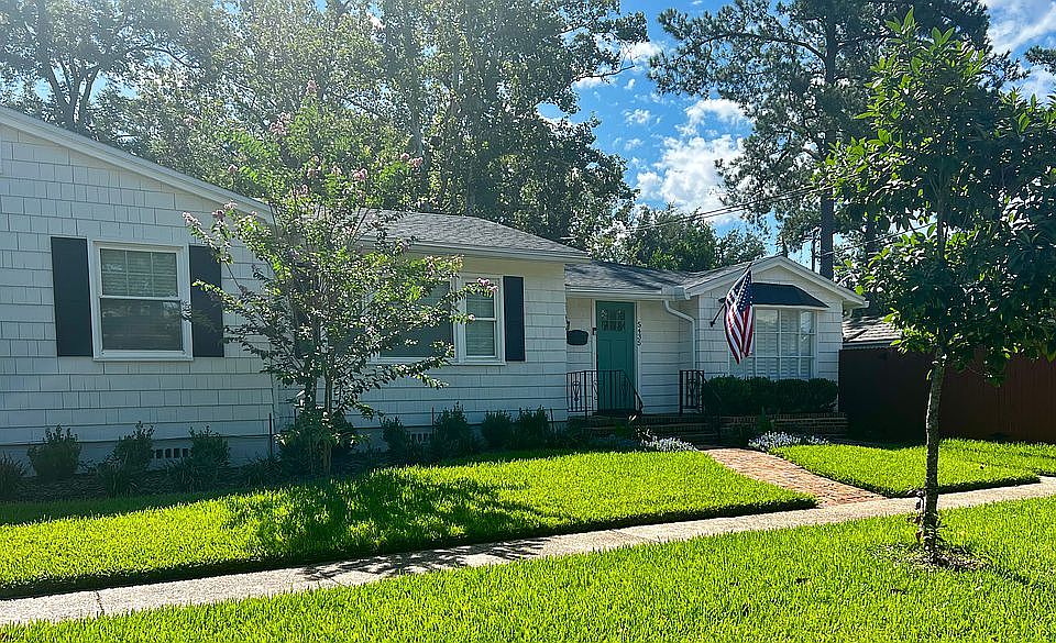 2nd image of 5435 Diaz Pl